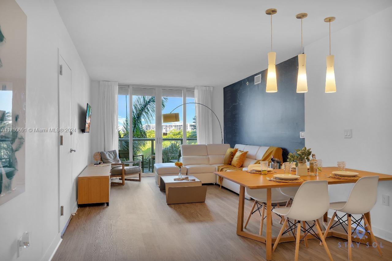 BEACHWALK CONDOMINIUM - Residential