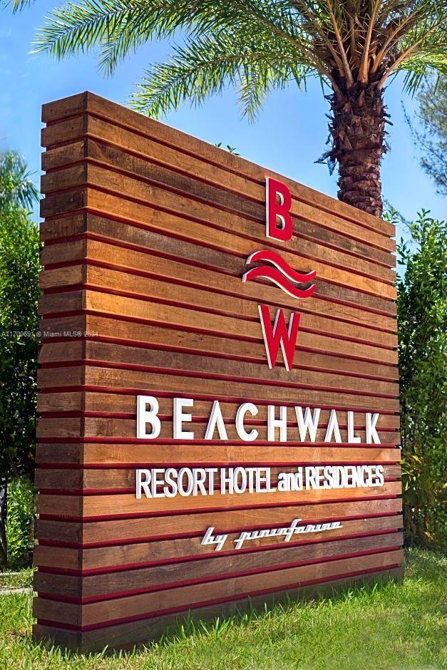Beautiful 2/2 unit, fully furniture and decorated , close to main malls ,just across the beach , Don't miss this opportunity.. live and get incomes.
Attention investors, just price reduced  for a quick sale , don't miss it