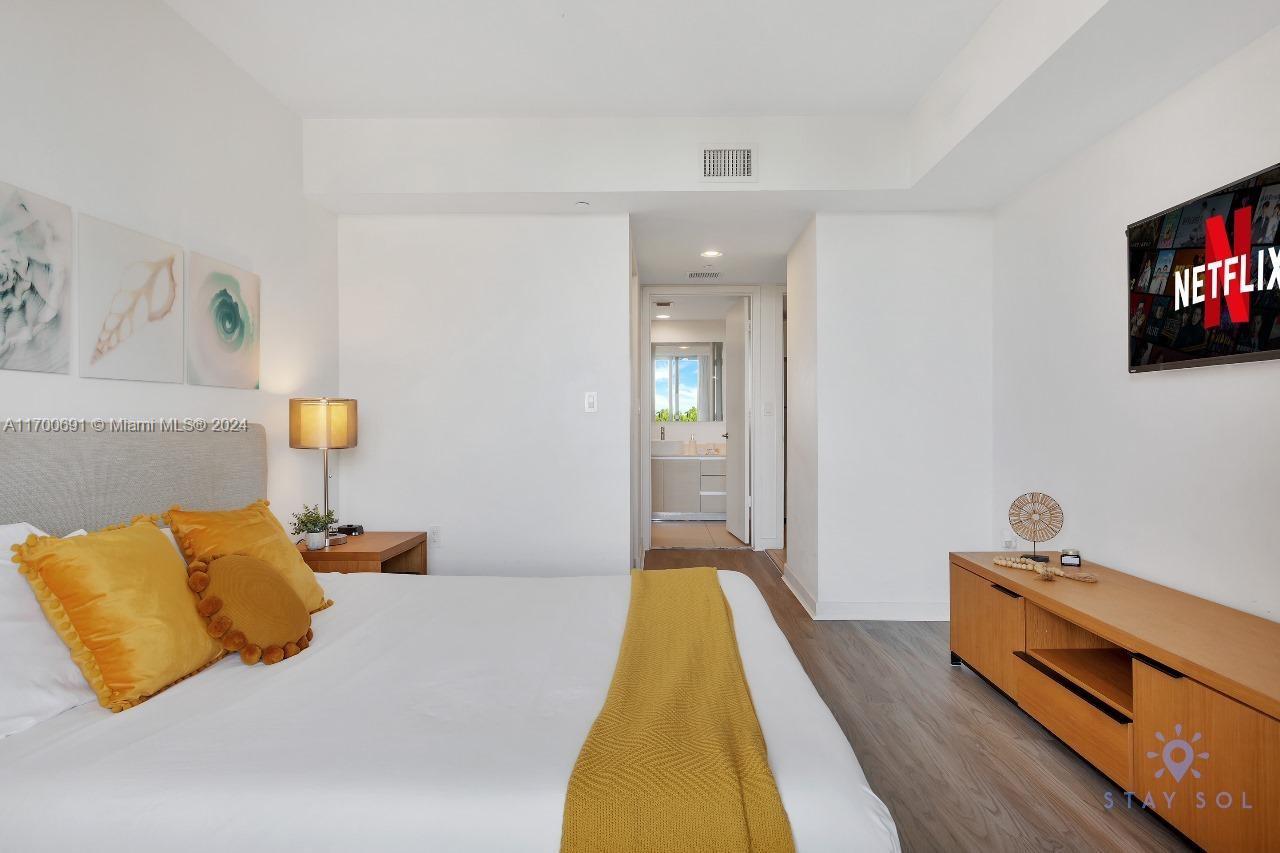 BEACHWALK CONDOMINIUM - Residential