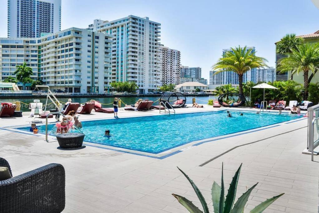 BEACHWALK CONDOMINIUM - Residential
