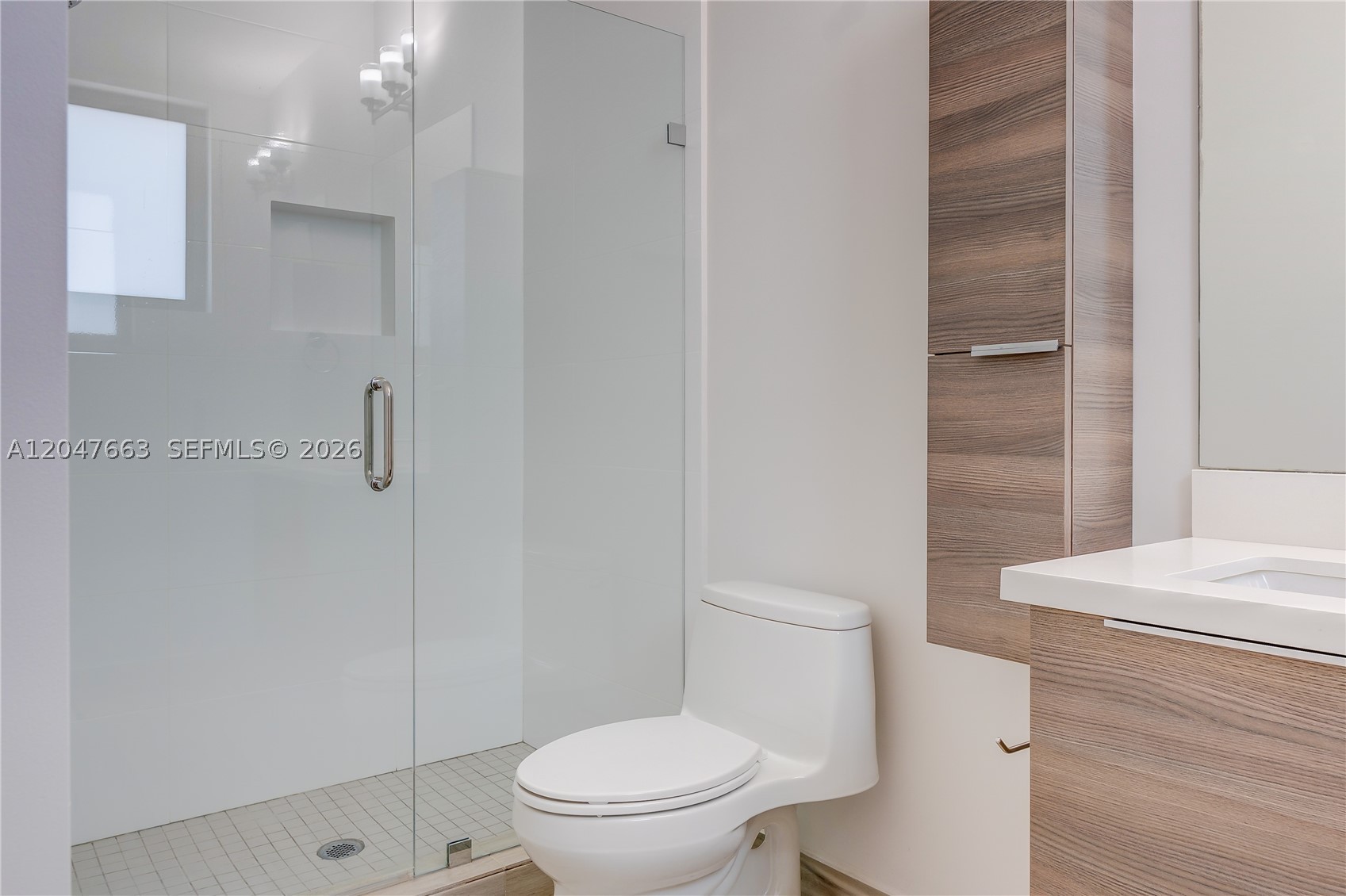 PRESERVE AT EMERALD HILLS - Residential Lease