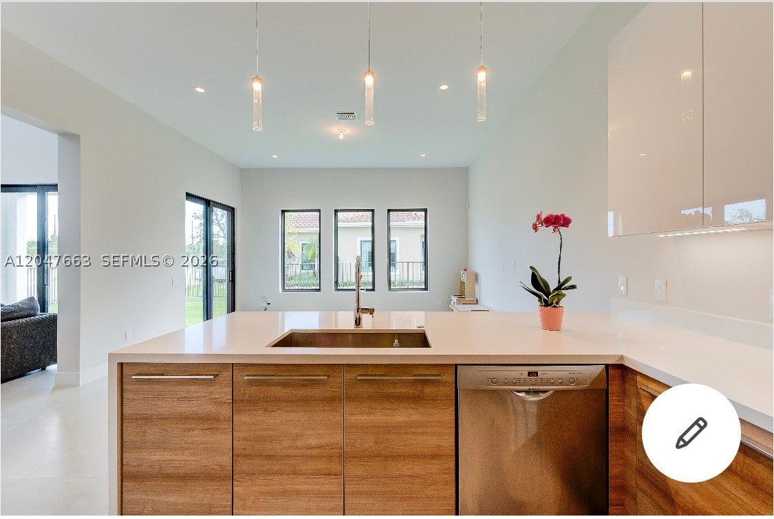 PRESERVE AT EMERALD HILLS - Residential Lease