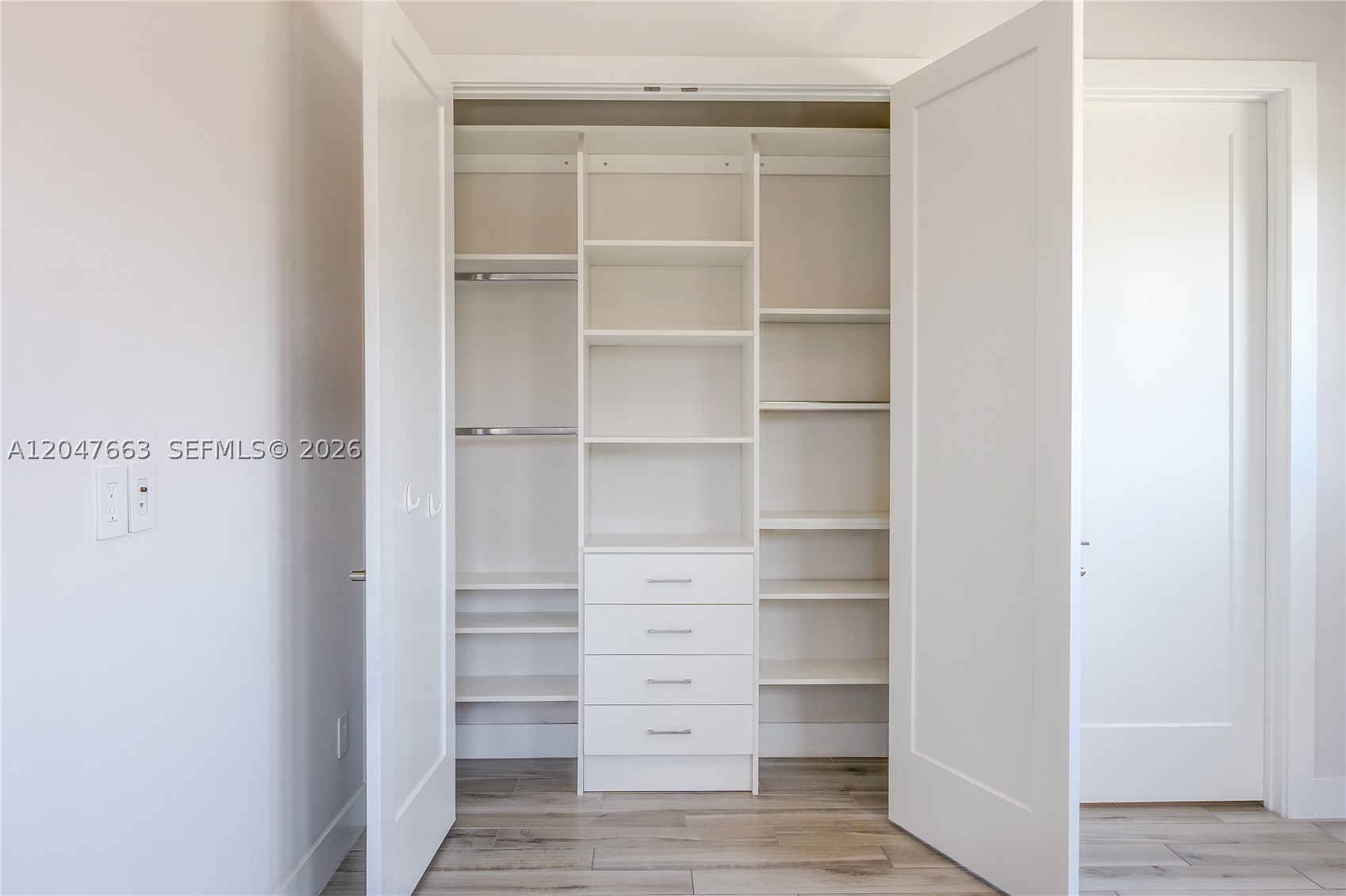 PRESERVE AT EMERALD HILLS - Residential Lease