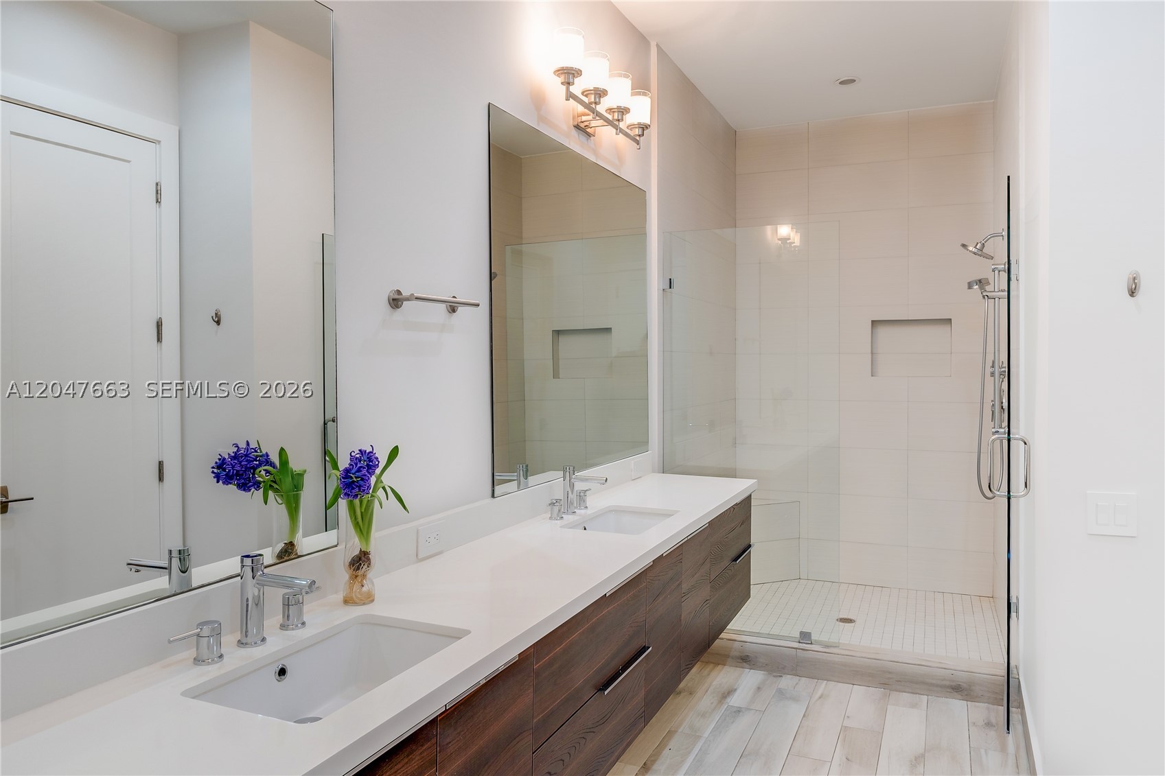 PRESERVE AT EMERALD HILLS - Residential Lease