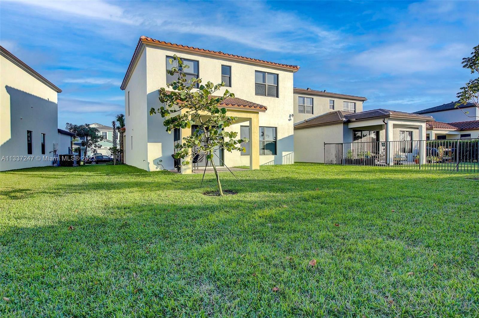 SKY COVE - Residential