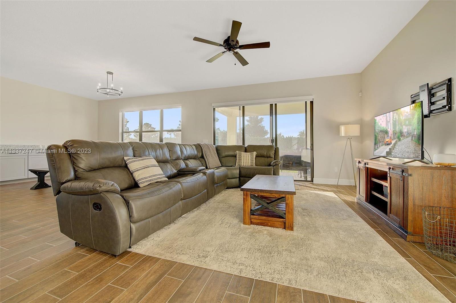 SKY COVE - Residential