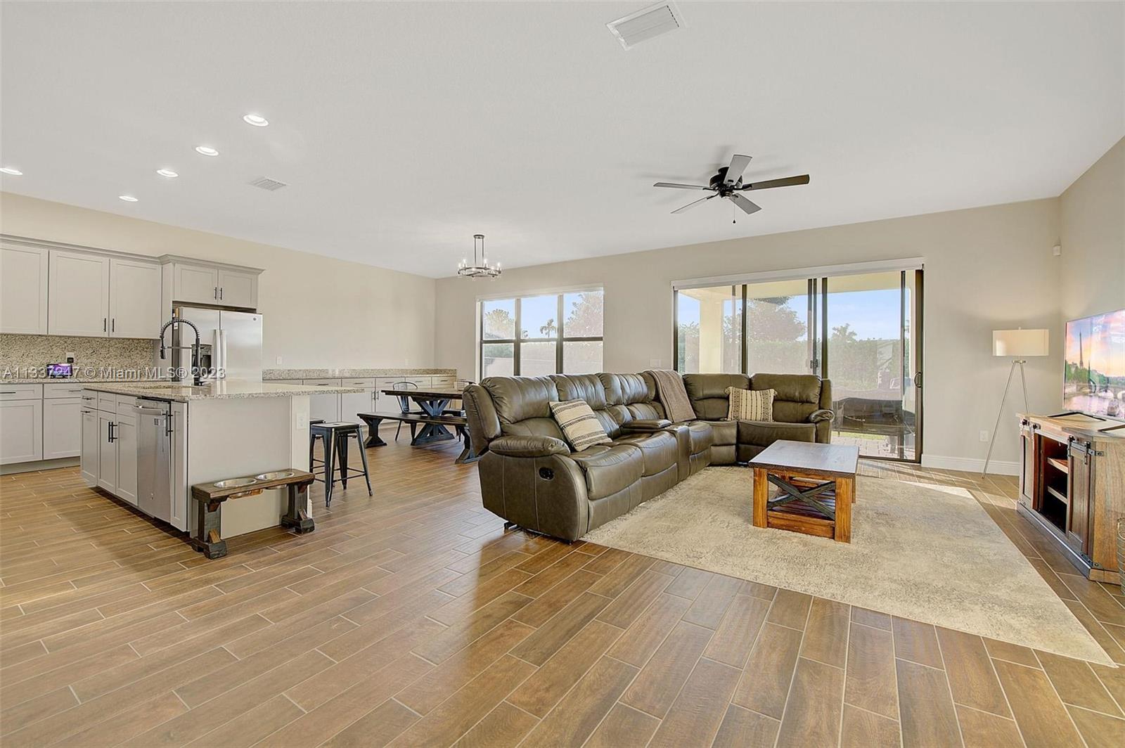 SKY COVE - Residential