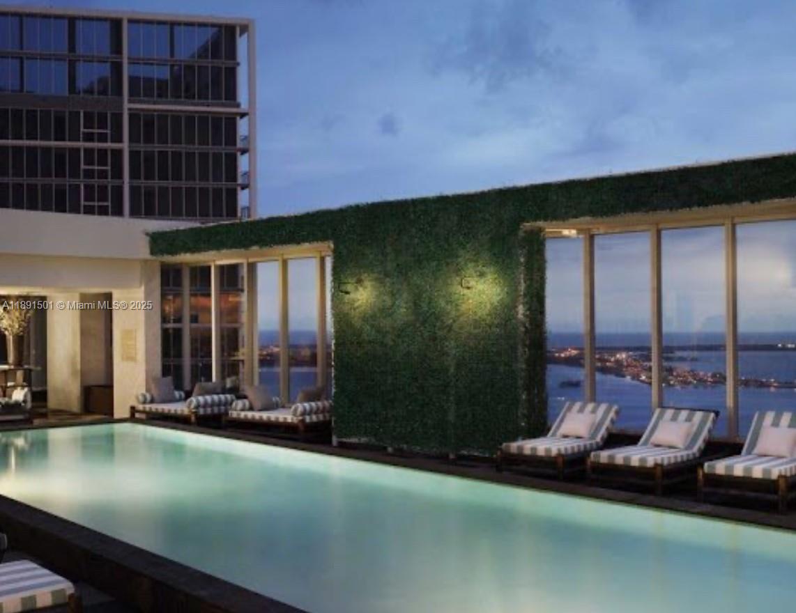 ICON BRICKELL NO TWO - Residential