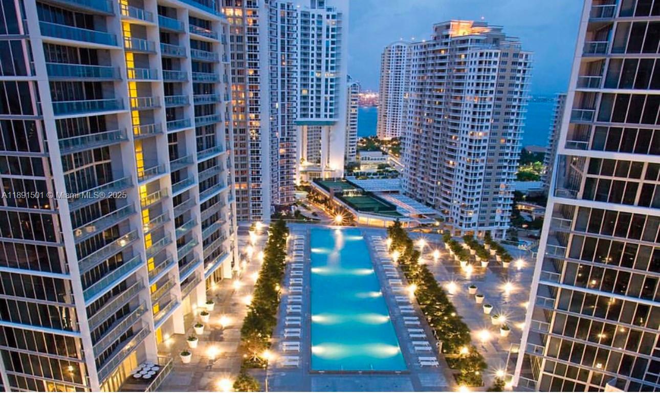 ICON BRICKELL NO TWO - Residential