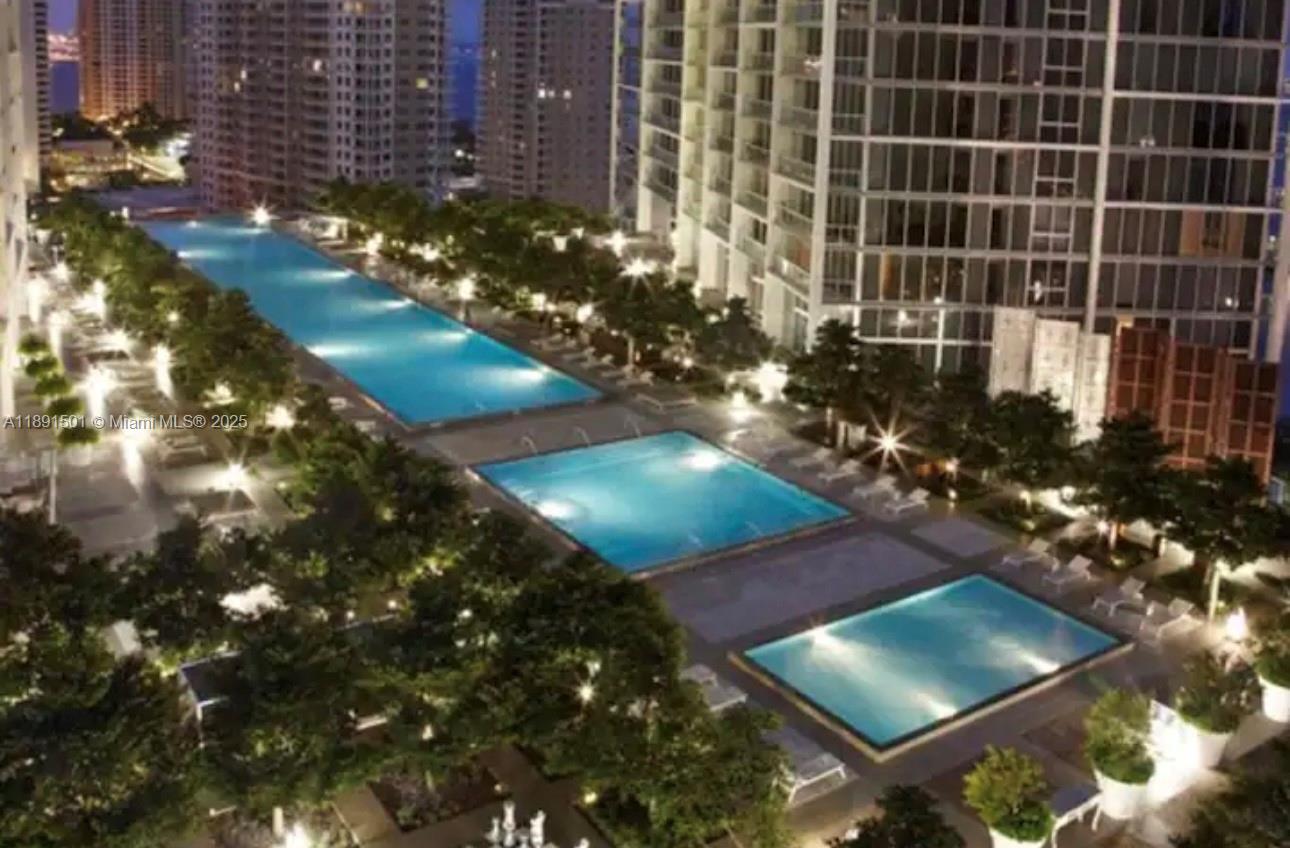 ICON BRICKELL NO TWO - Residential
