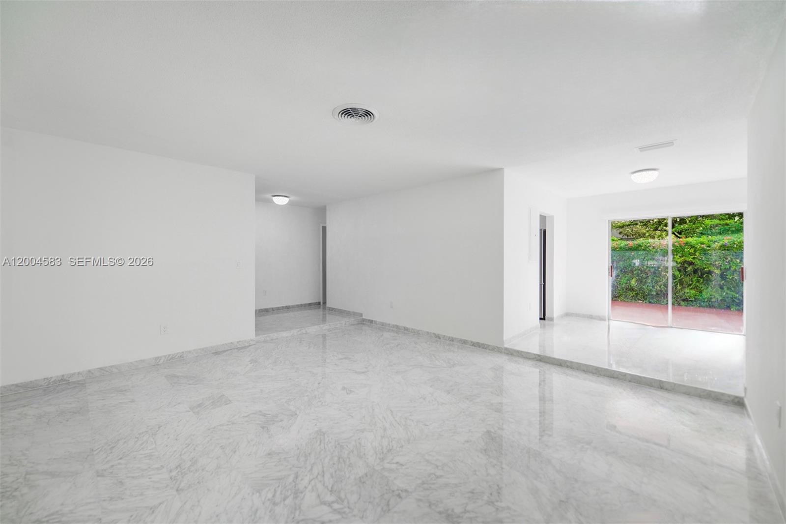 CORAL GABLES GRANADA SEC - Residential