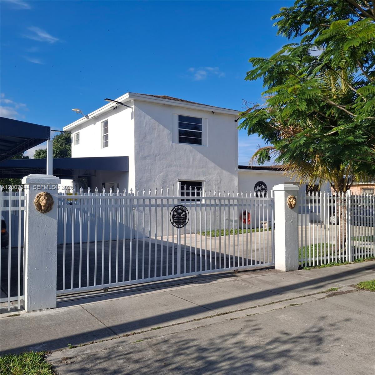 FLAMINGO PARK - Residential