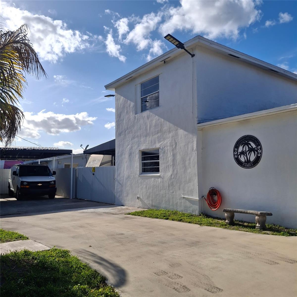 FLAMINGO PARK - Residential