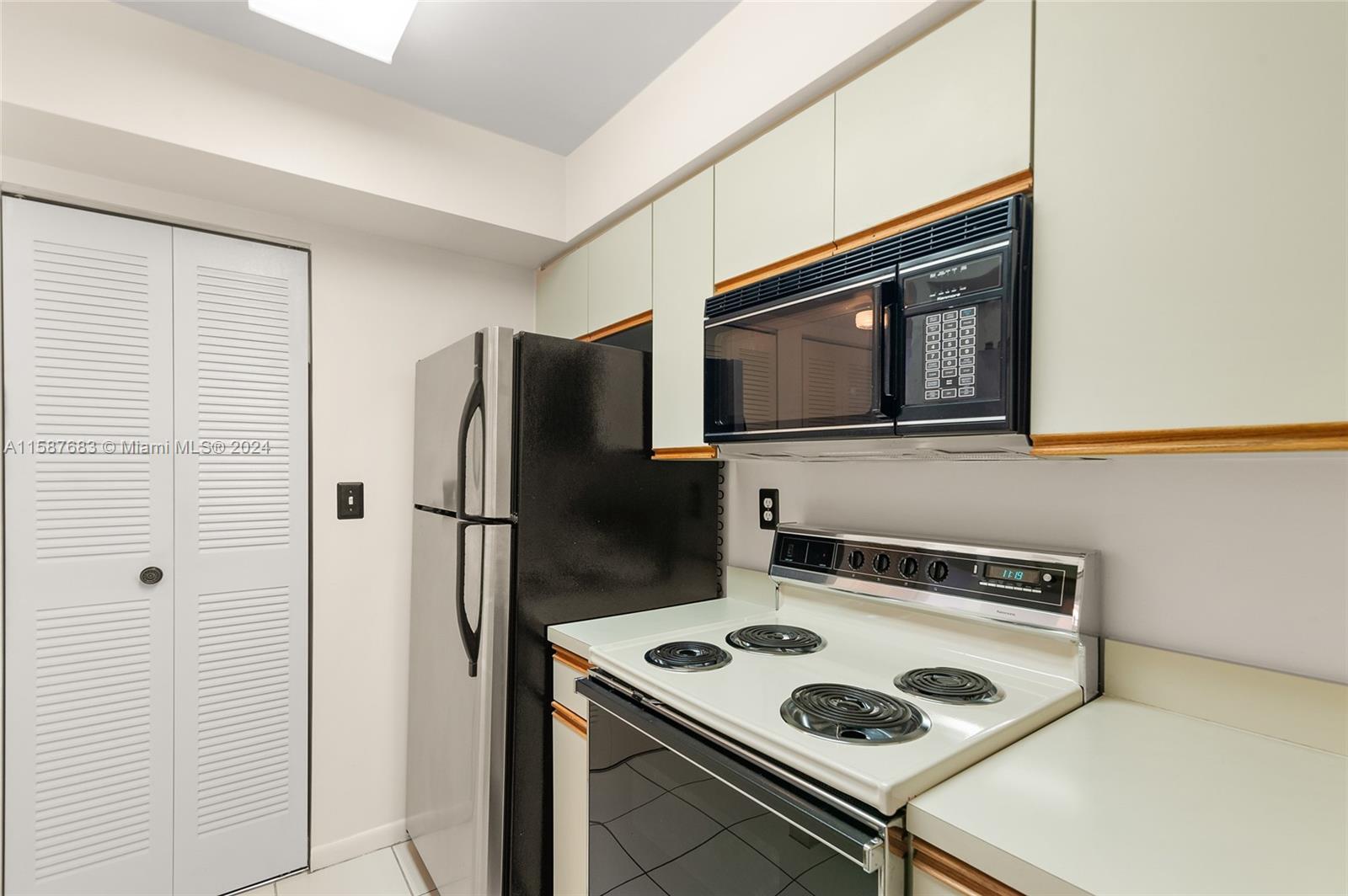 CELEBRATION POINT CONDO # - Residential