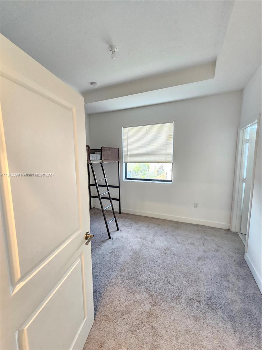 VIA VENTURA NEIGHBORHOOD - Residential Lease