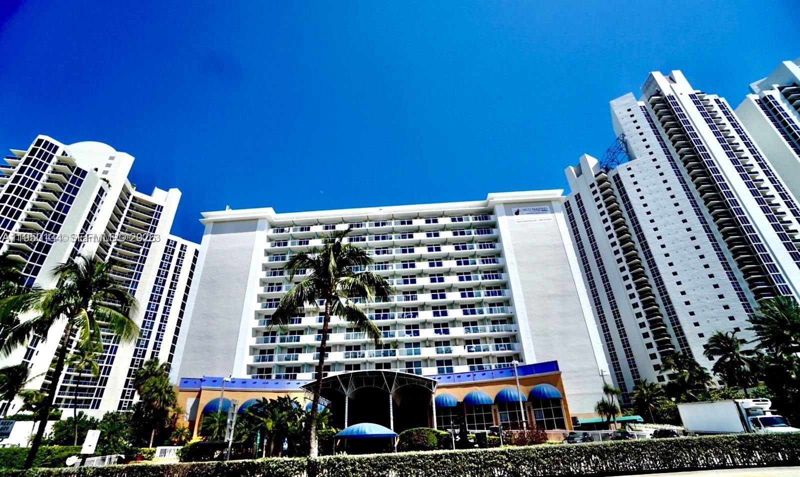 THE AVENTURA BEACH CLUB C - Residential