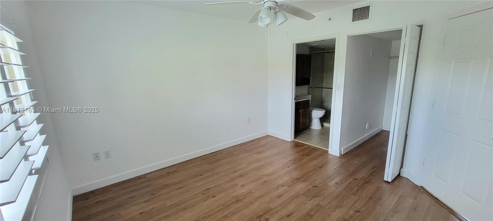 THE COURTS AT BAYSHORE II - Residential Lease