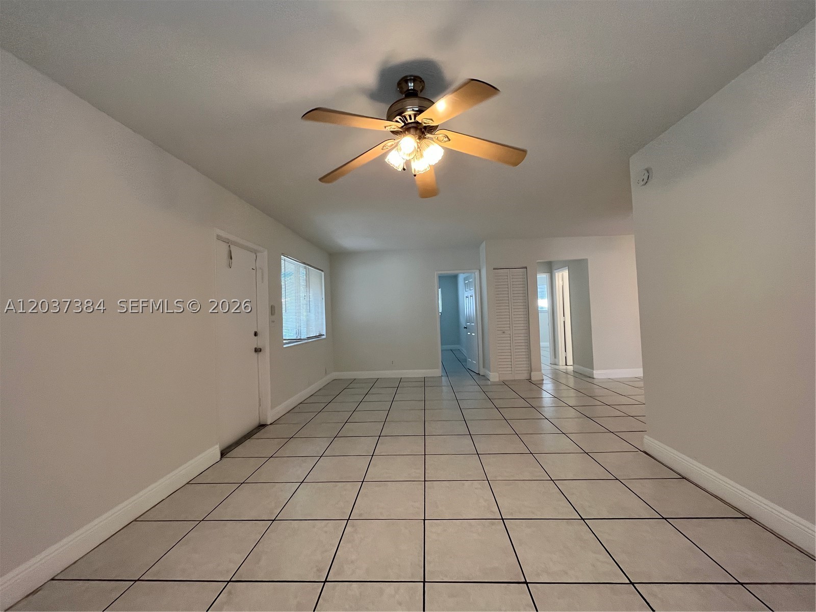 NORTH ANDREWS GARDENS FIR - Residential Lease