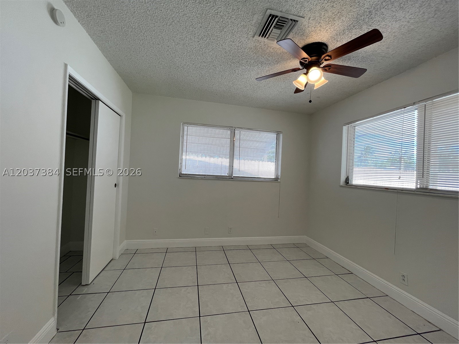 NORTH ANDREWS GARDENS FIR - Residential Lease