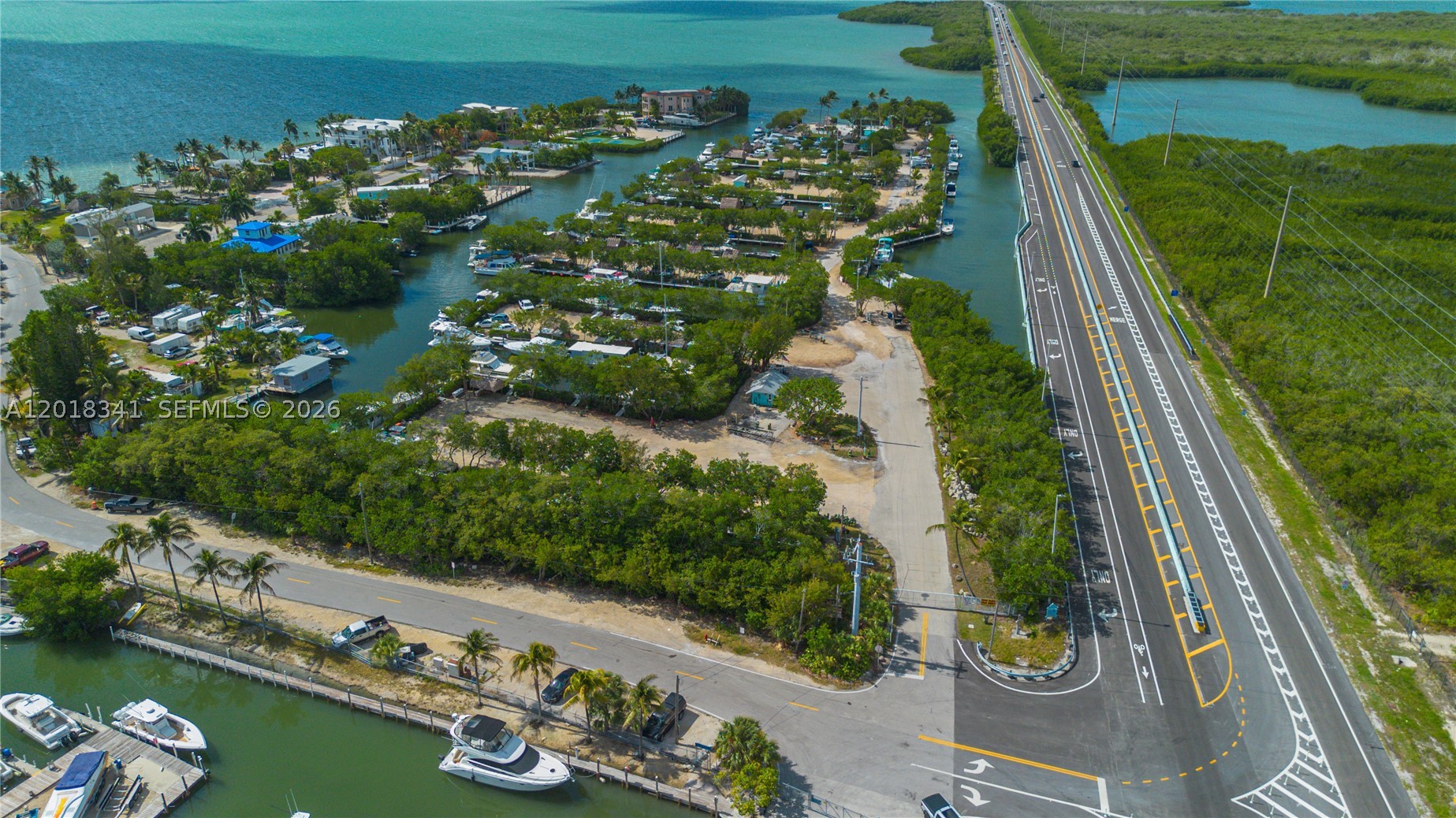 MANATEE BAY CLUB - Land
