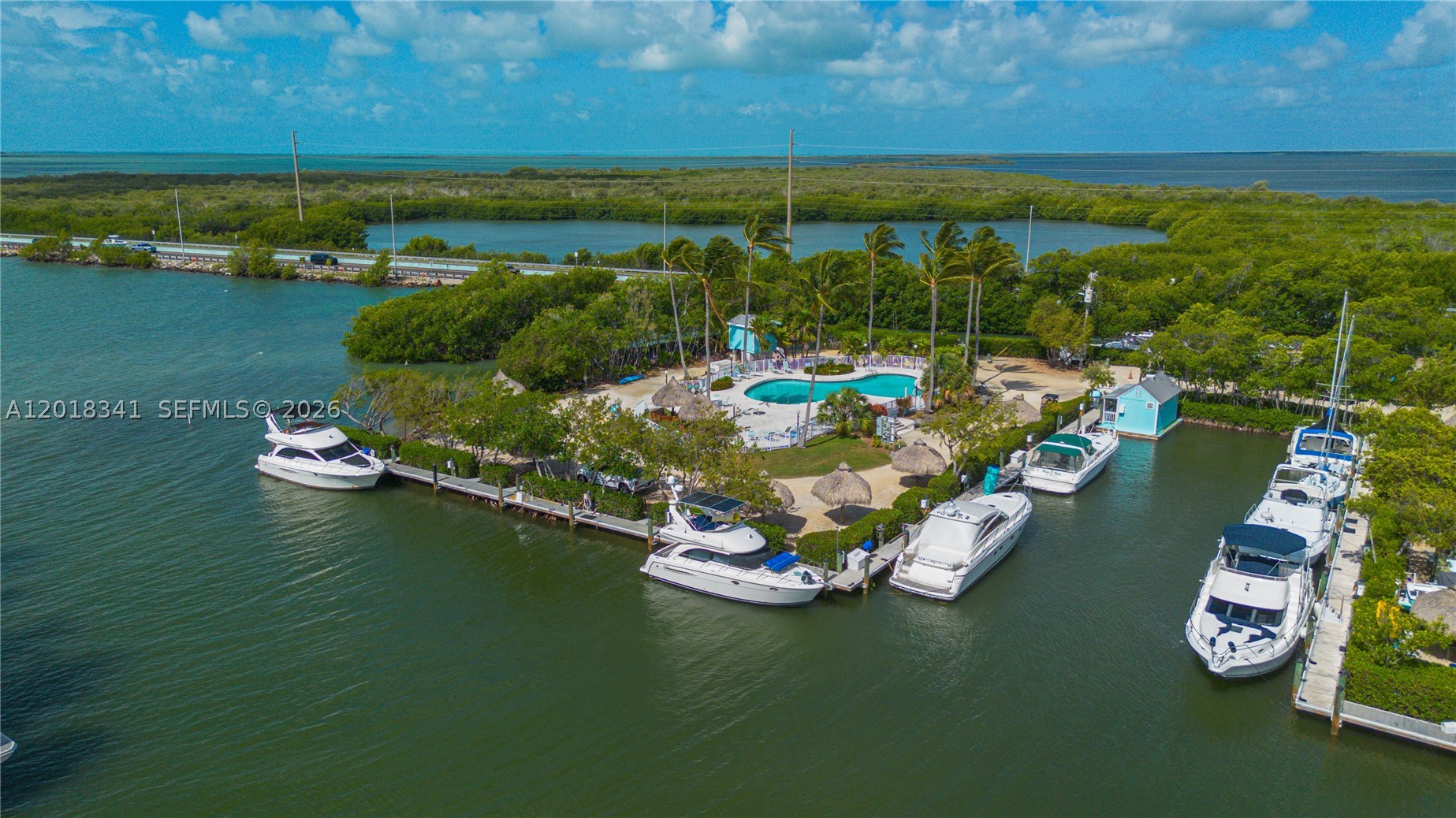 MANATEE BAY CLUB - Land