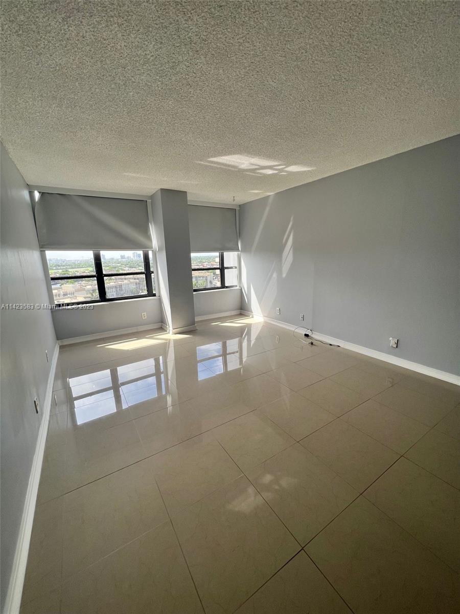 OLYMPUS CONDO PHASE - Residential