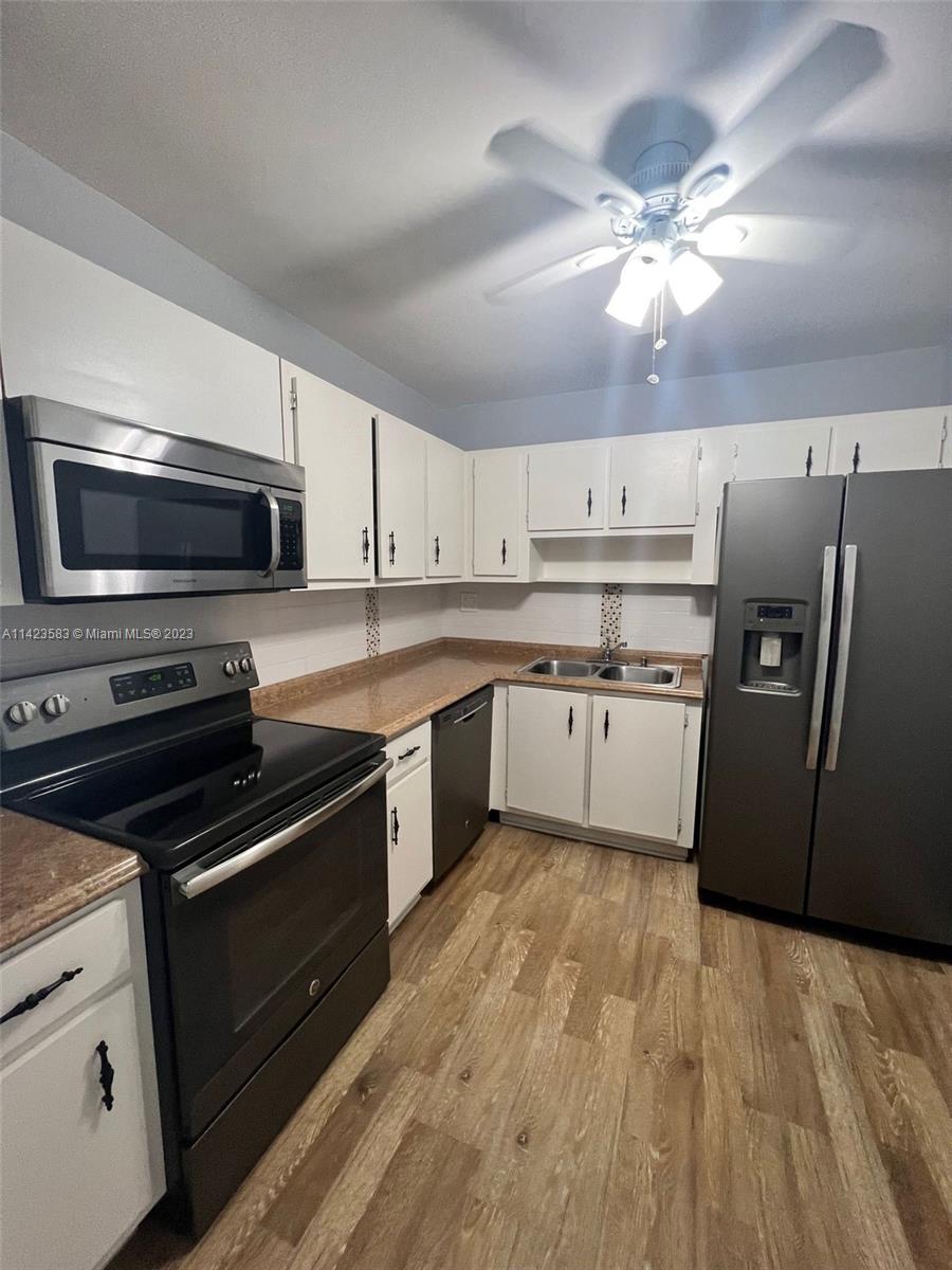 OLYMPUS CONDO PHASE - Residential