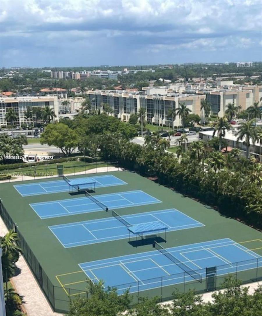 OLYMPUS CONDO PHASE - Residential