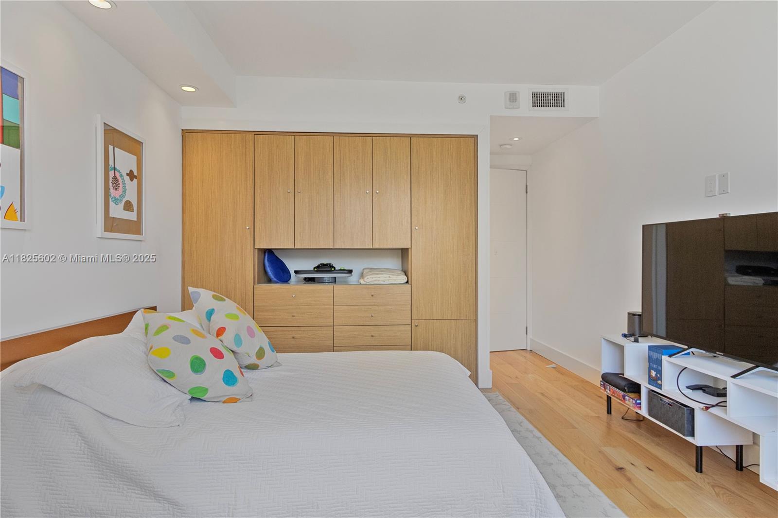 BRICKELL KEY ONE CONDO - Residential Lease