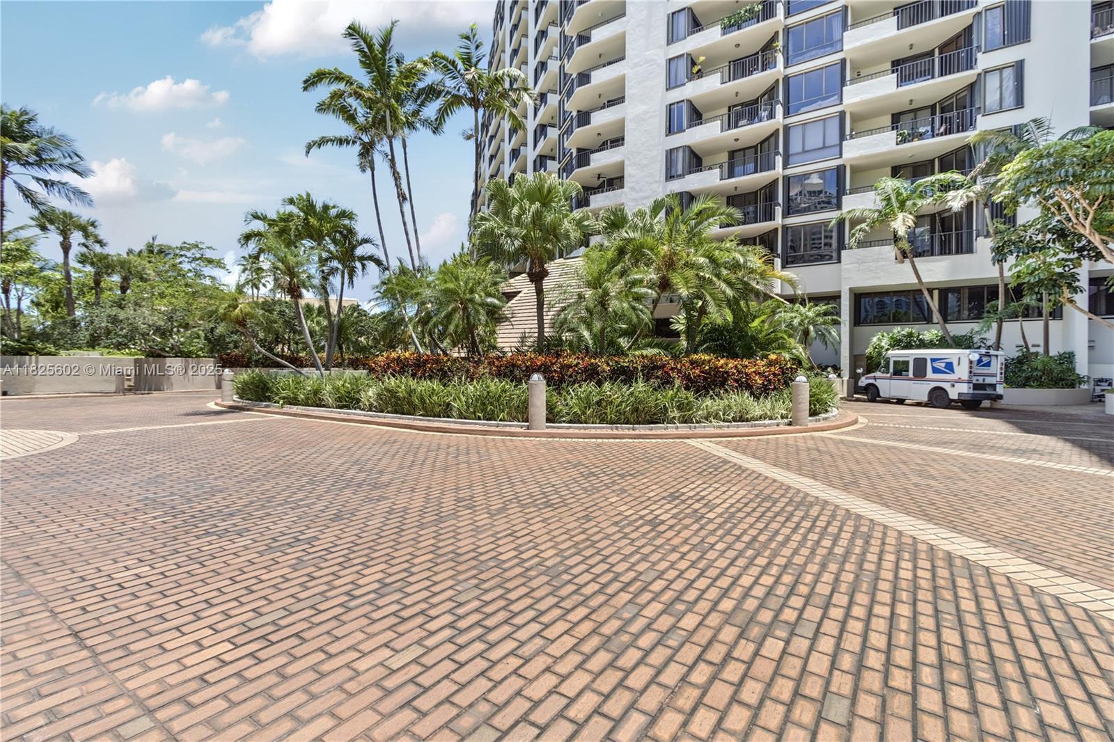 BRICKELL KEY ONE CONDO - Residential Lease