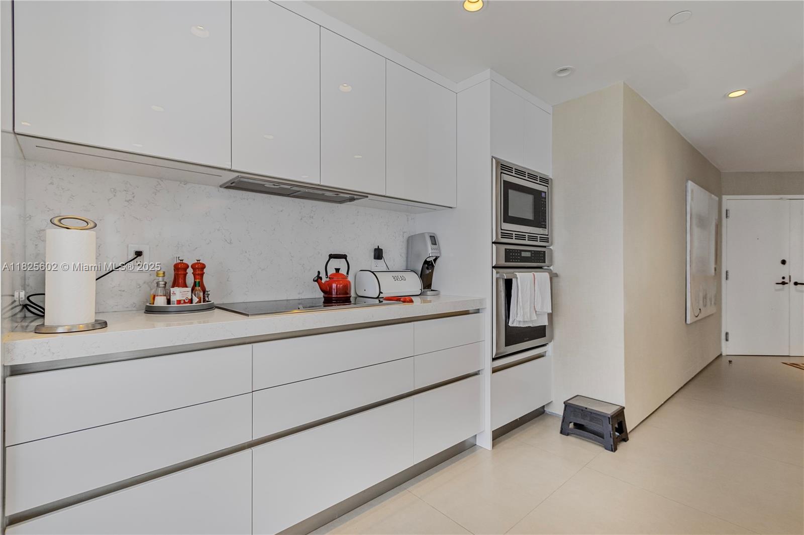 BRICKELL KEY ONE CONDO - Residential Lease