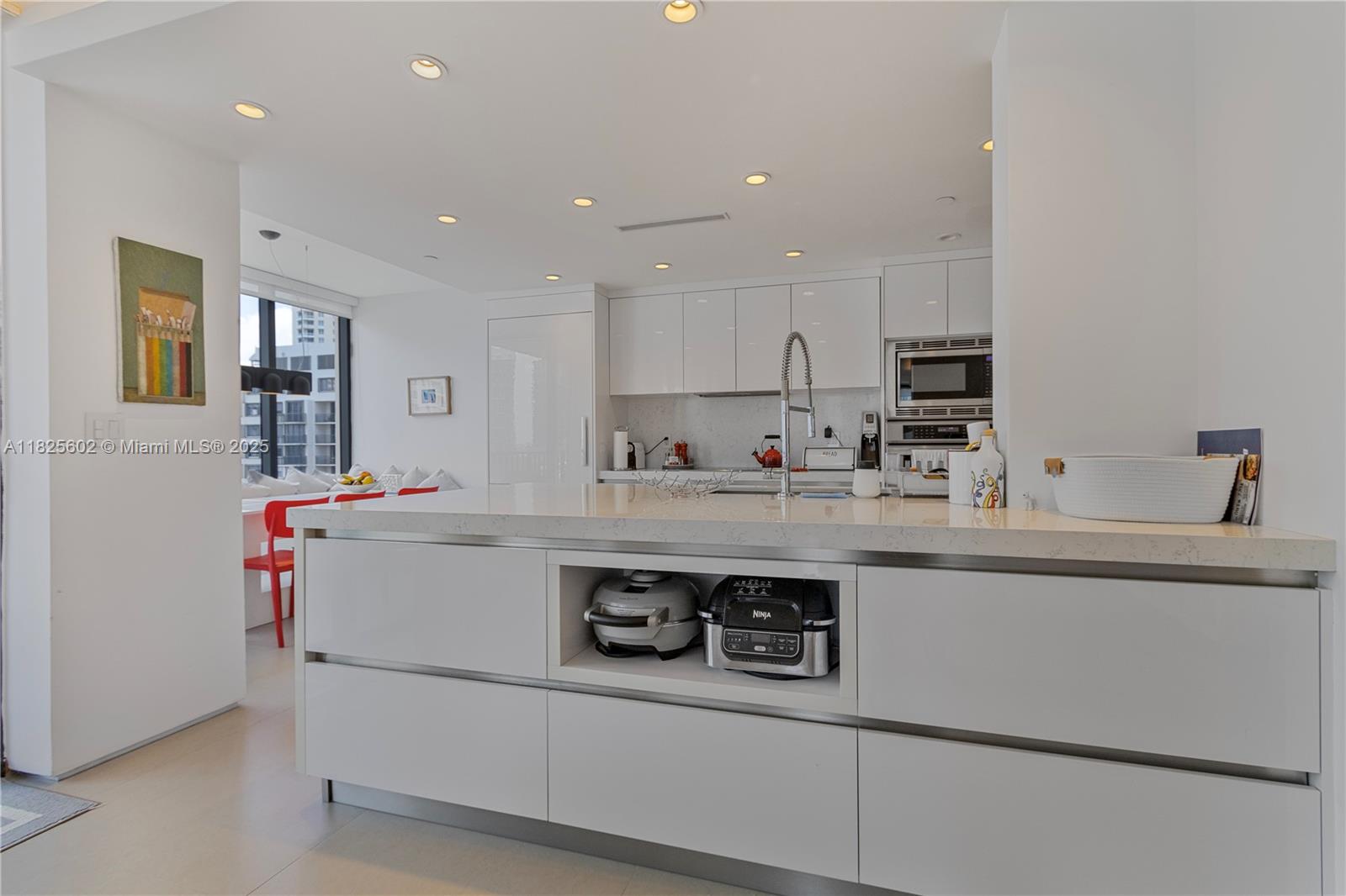 BRICKELL KEY ONE CONDO - Residential Lease