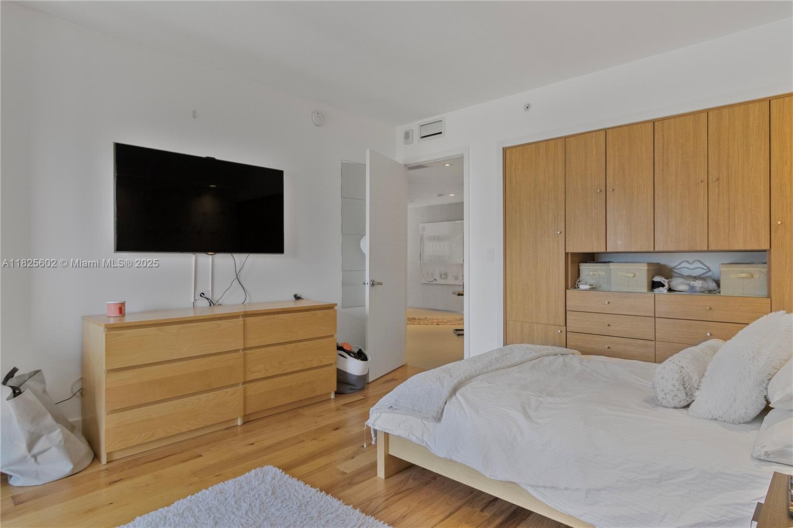 BRICKELL KEY ONE CONDO - Residential Lease