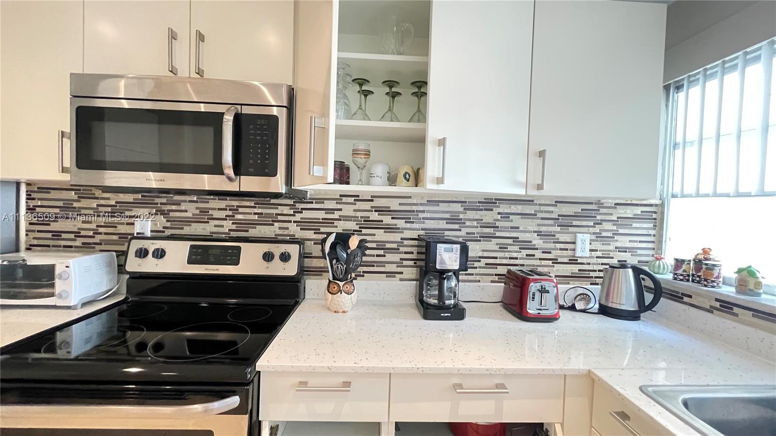 LAKE PARK CONDO NO 1 - BL - Residential Lease