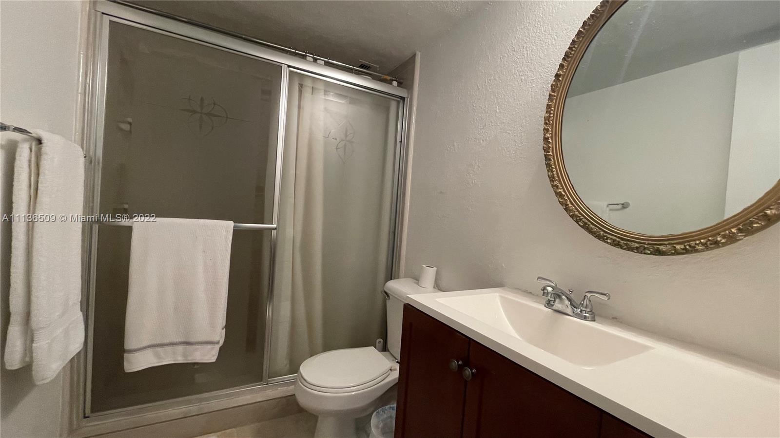 LAKE PARK CONDO NO 1 - BL - Residential Lease