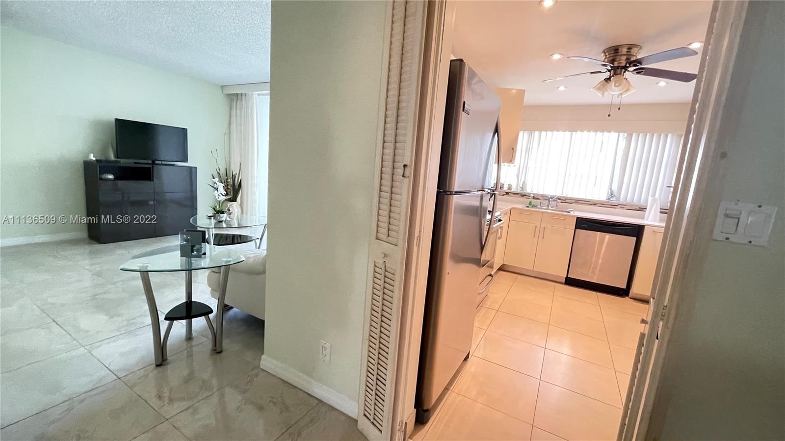 LAKE PARK CONDO NO 1 - BL - Residential Lease