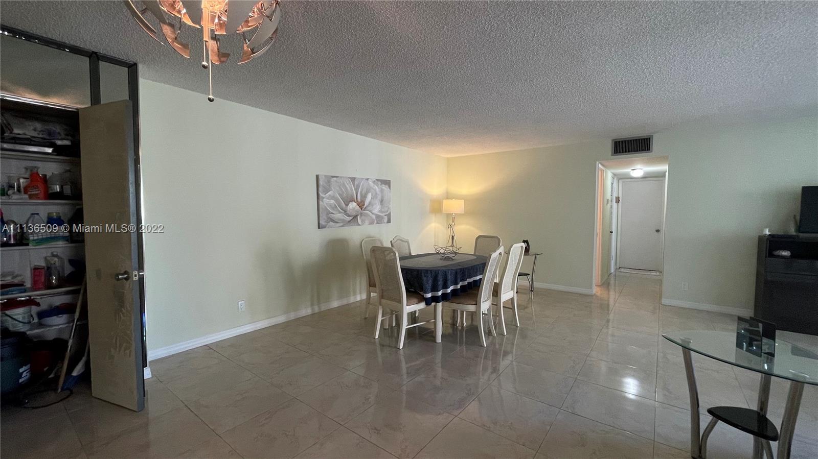 LAKE PARK CONDO NO 1 - BL - Residential Lease