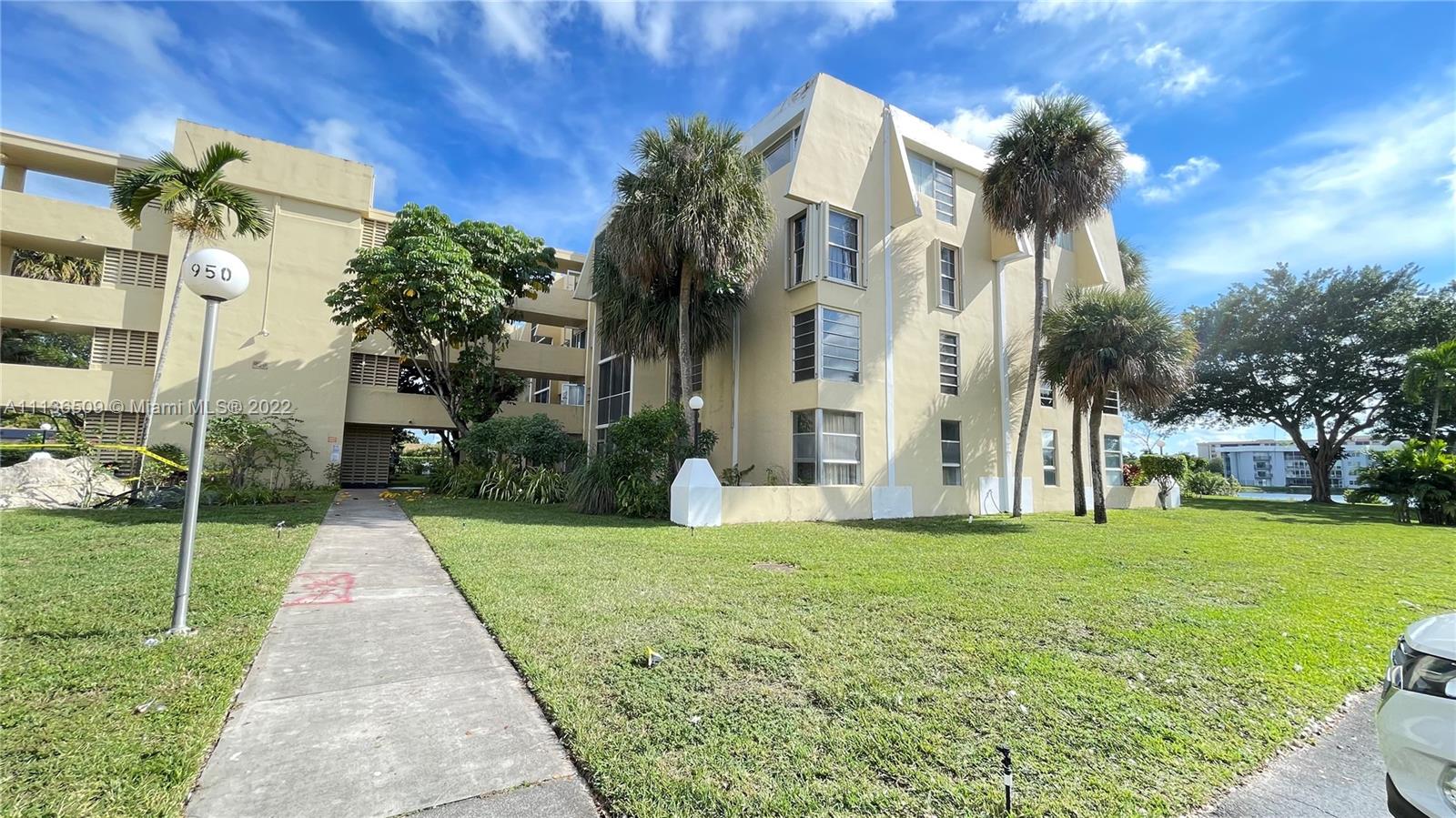 LAKE PARK CONDO NO 1 - BL - Residential Lease