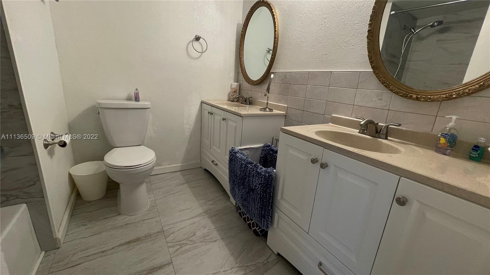 LAKE PARK CONDO NO 1 - BL - Residential Lease
