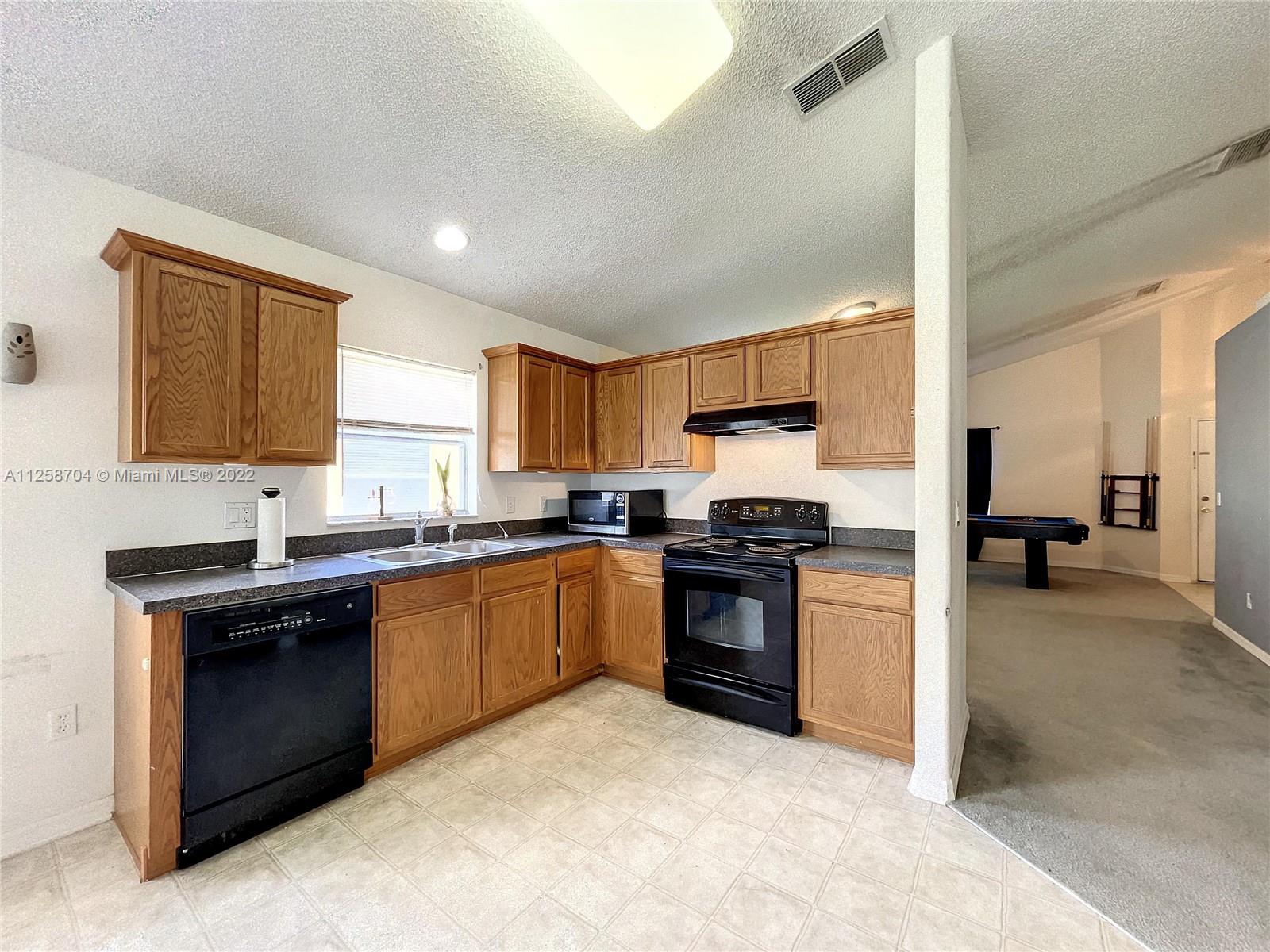 CYPRESS LAKES - PARCEL G - Residential