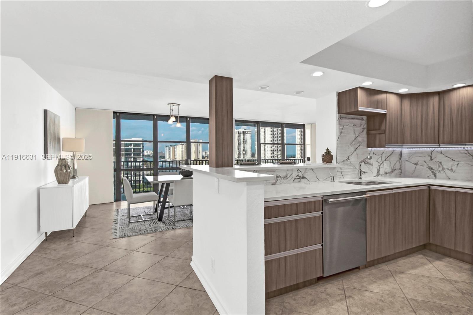 OCEANVIEW PARK CONDO - Residential