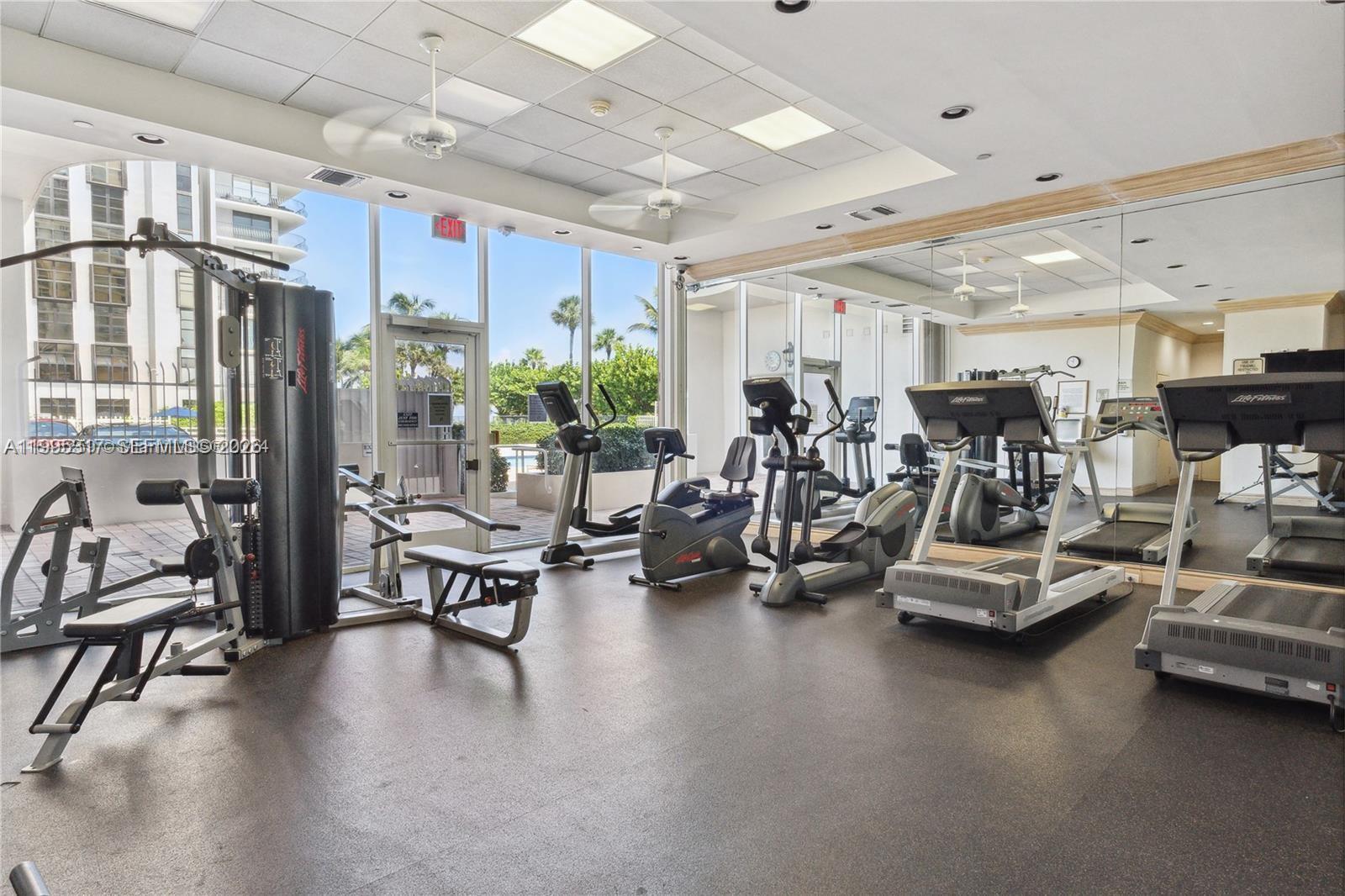 OCEAN 88 CONDOMINIUM - Residential