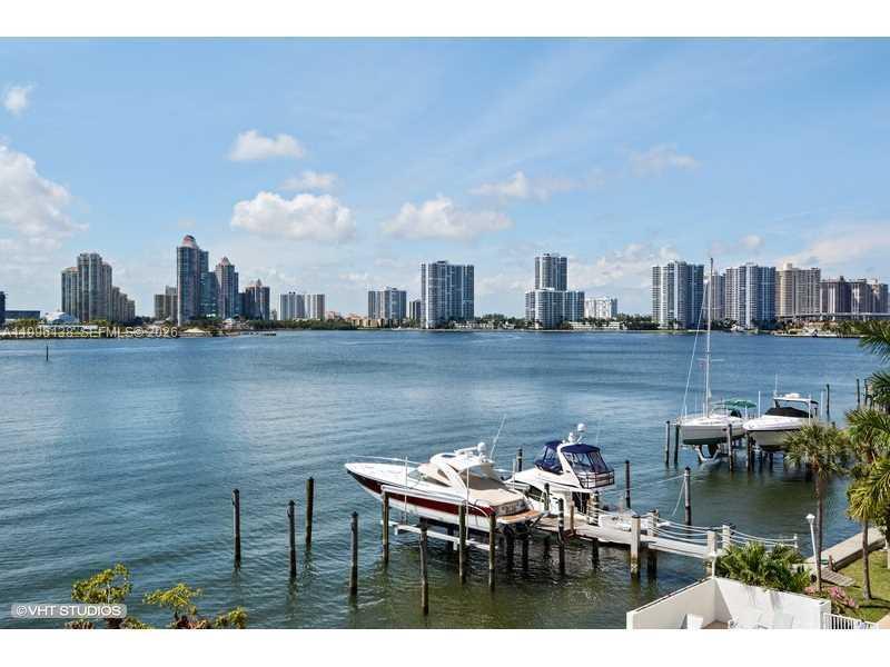 BAY HOUSE TOWER CONDO - Residential