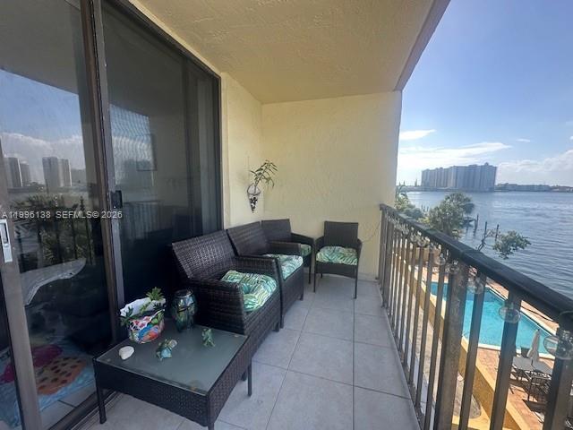 BAY HOUSE TOWER CONDO - Residential