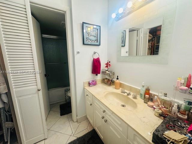 BAY HOUSE TOWER CONDO - Residential
