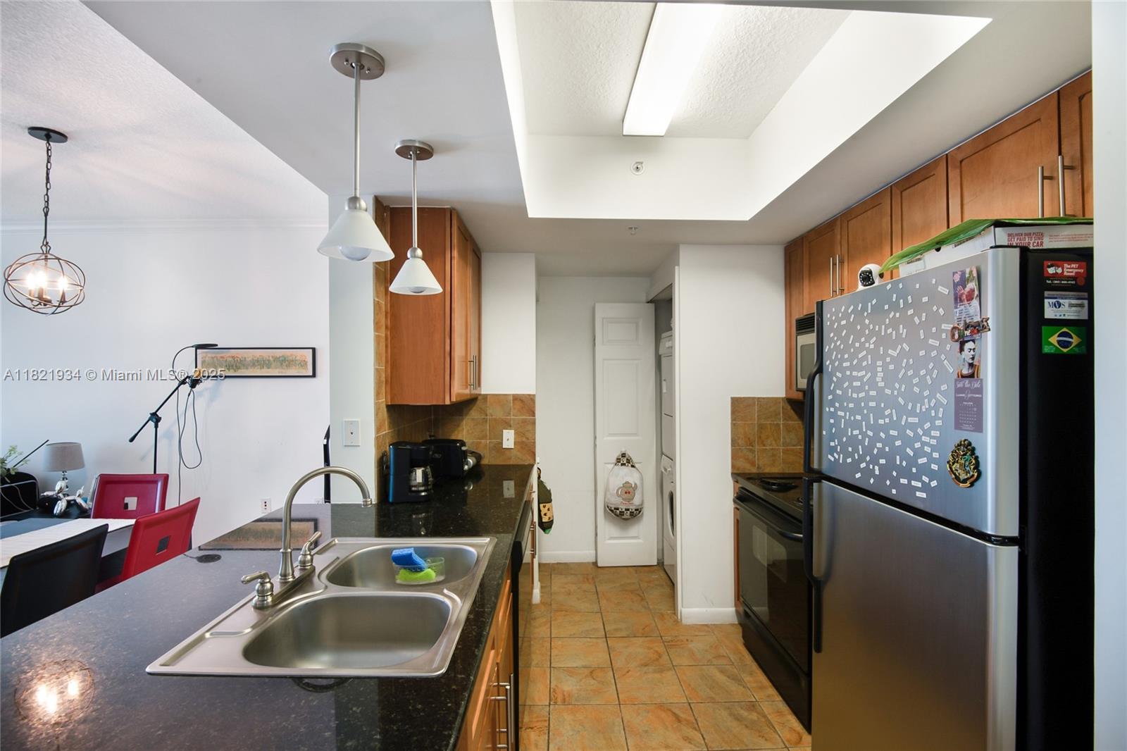 CITE CONDO - Residential Lease