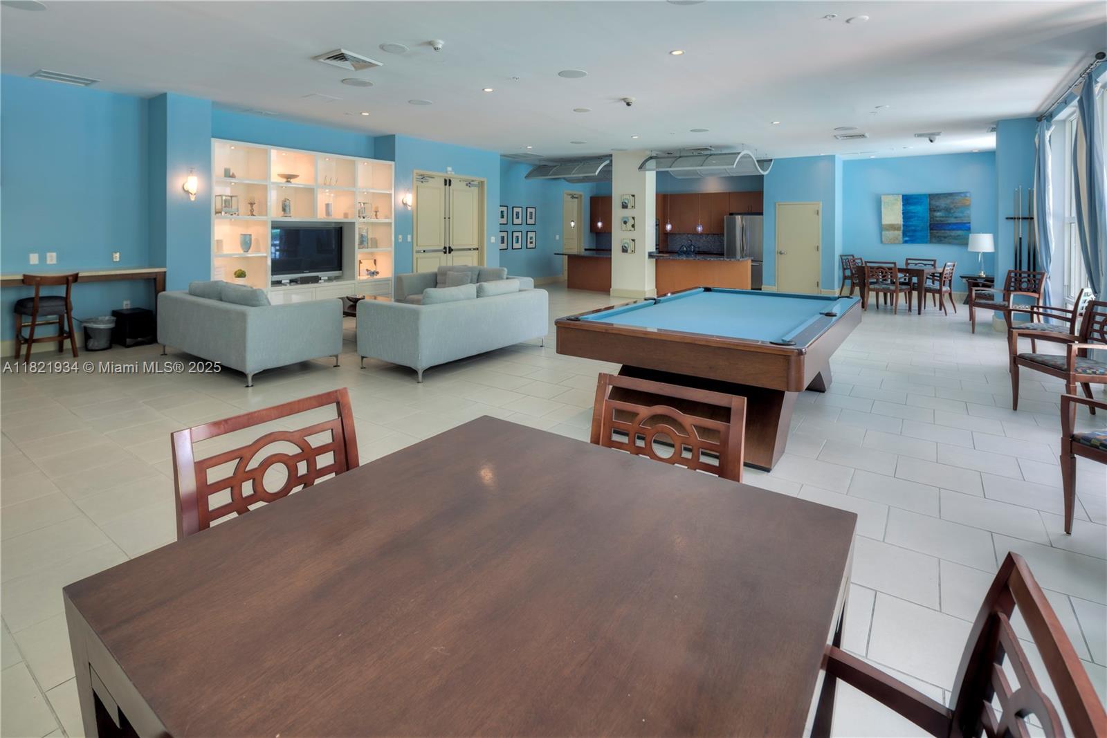 CITE CONDO - Residential Lease
