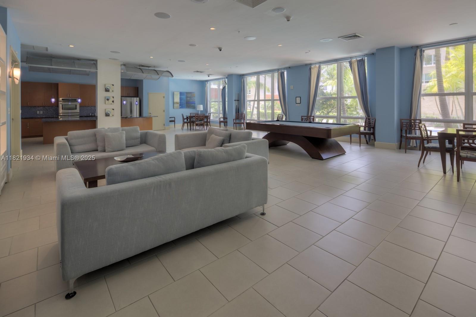 CITE CONDO - Residential Lease