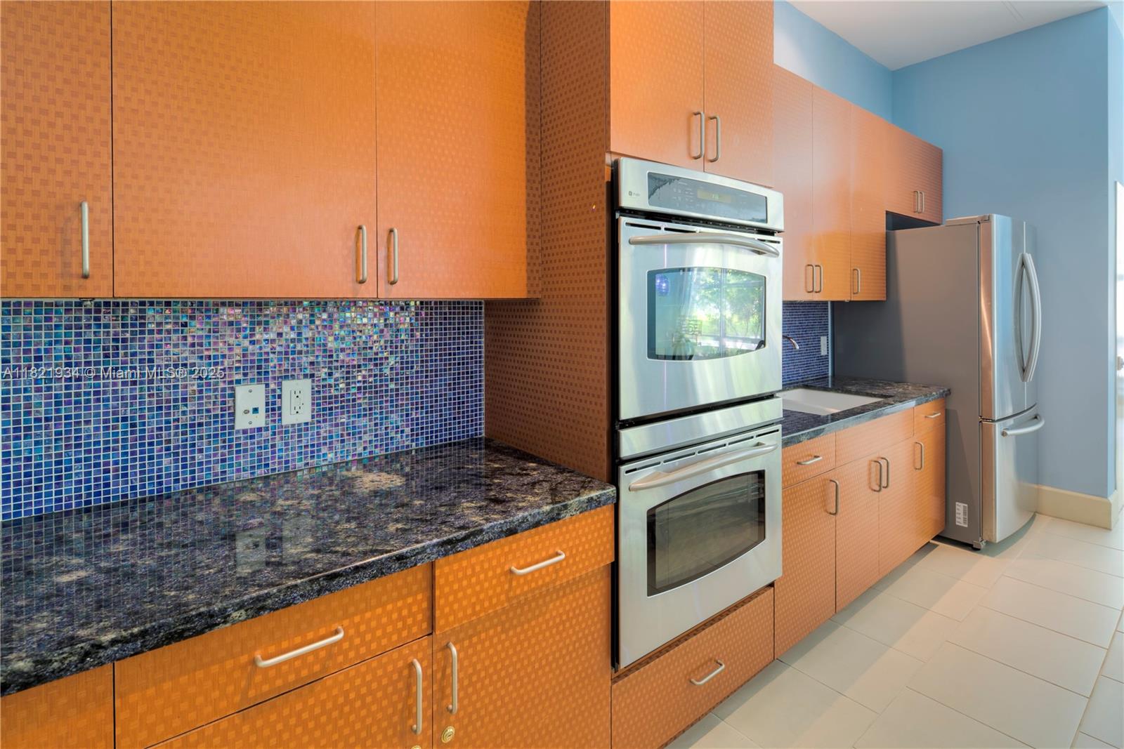 CITE CONDO - Residential Lease