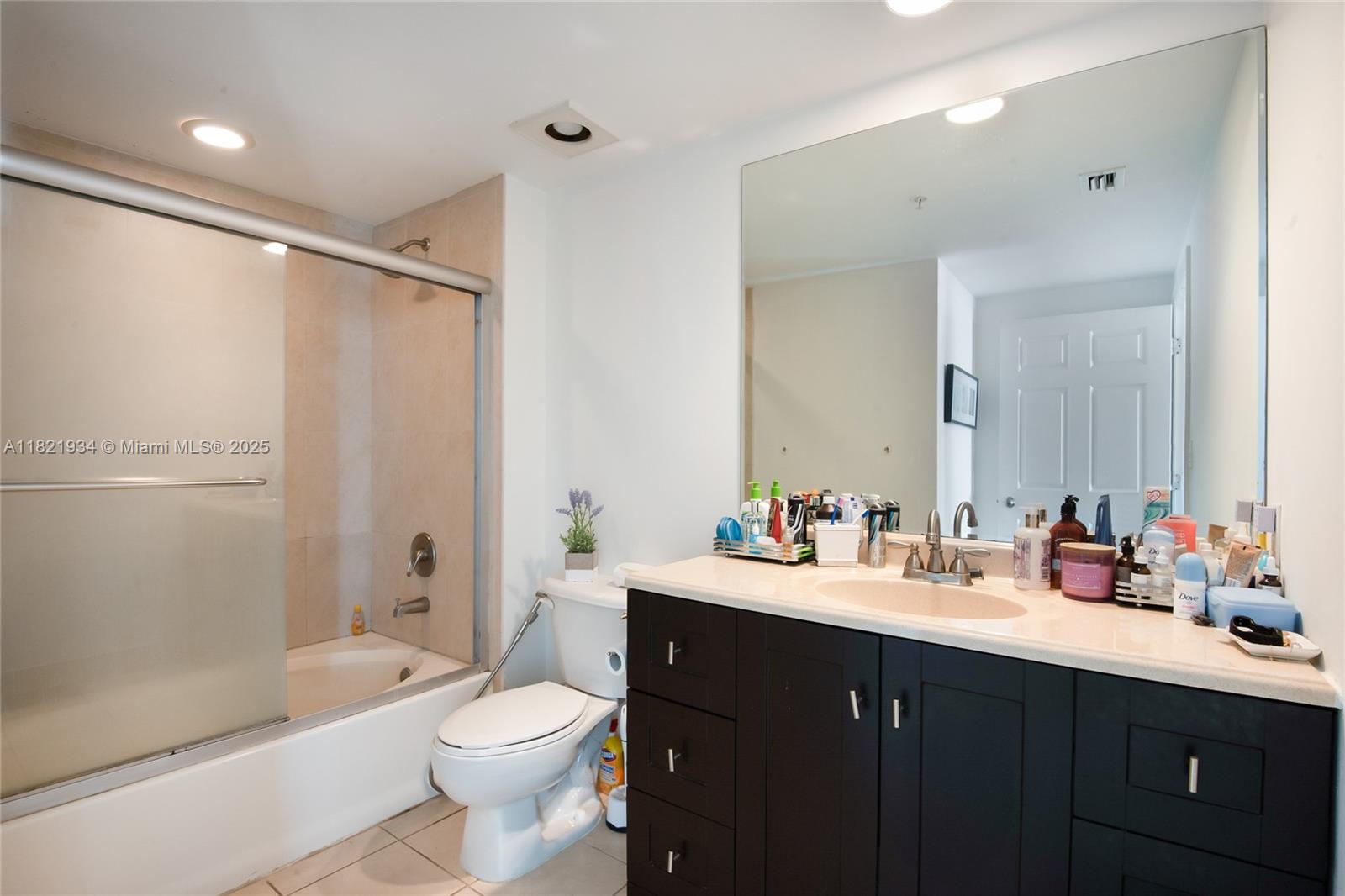 CITE CONDO - Residential Lease